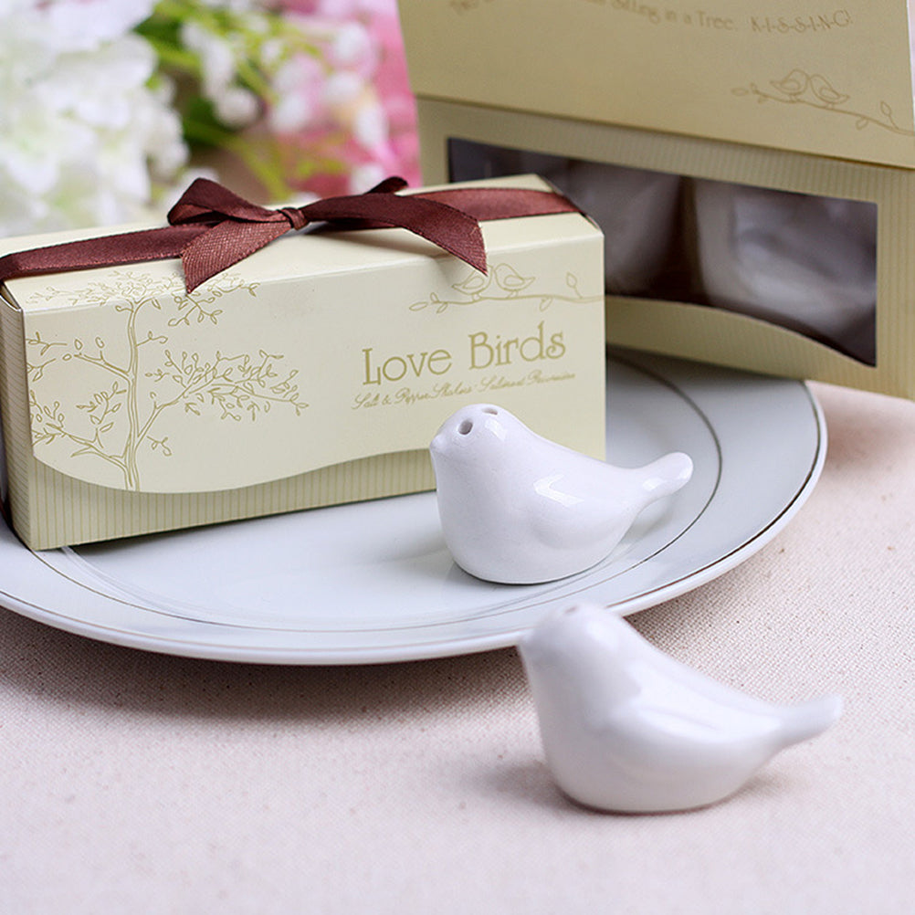 1 set Love Bird Salt & Pepper Shaker Wedding Favors And Gifts For Guests Souvenirs Decoration Event & Party Kitchen Supplies