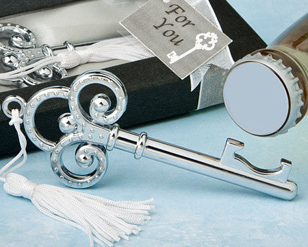 Creative And Practical Wedding Hand Gift Corkscrew